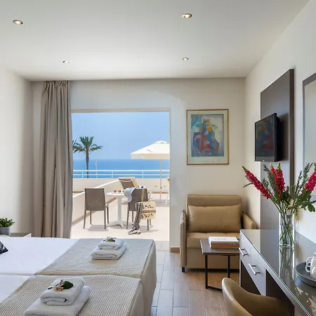 Hotel Queen's Bay Kissonerga