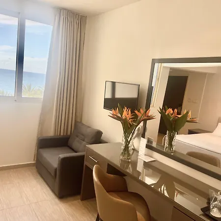 Queen's Bay 3* Kissonerga