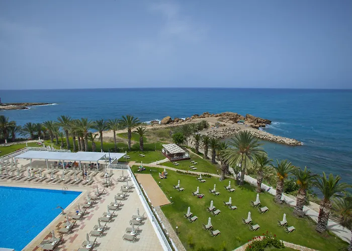 Queen's Bay 3* Κισσόνεργα