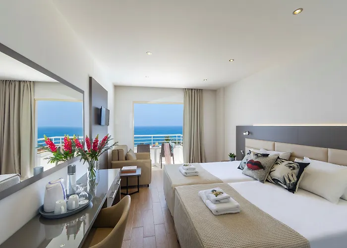 Ξενοδοχείο Queen's Bay Κισσόνεργα