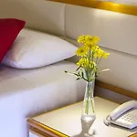 Hotel Queen's Bay 3*