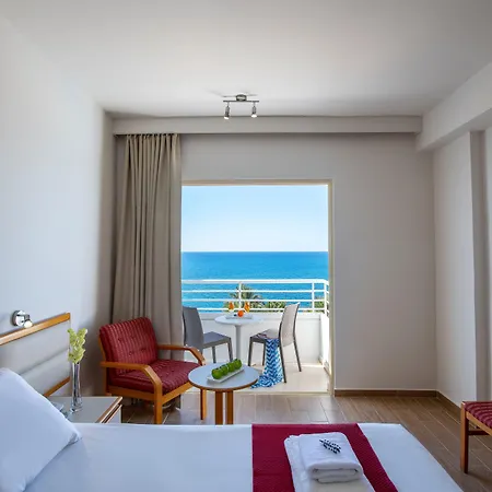 Queen's Bay Hotel 3*