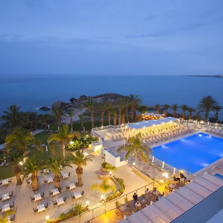 Queen's Bay Hotel Kissonerga
