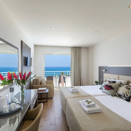 Hotel Queen's Bay Kissonerga
