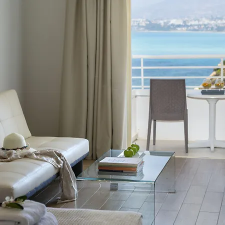 Hotel Queen's Bay Kissonerga