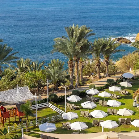 Queen's Bay 3* Kissonerga