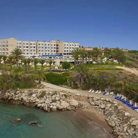 Queen's Bay
