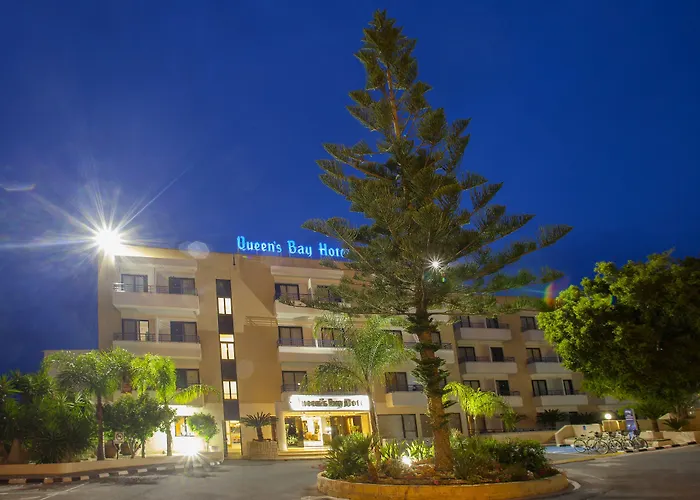 Queen's Bay Hotel 3*